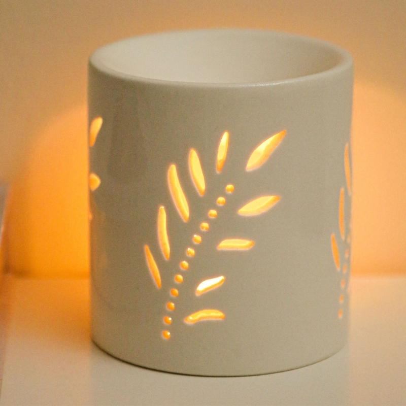Tinh Dầu Sáp Tan Đầu Đốt Nước  - đánh giá và giá Home Fragrance Oil Burner
